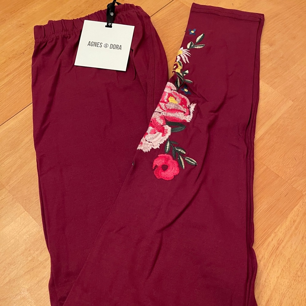 Agnes & Dora embroidered leggings